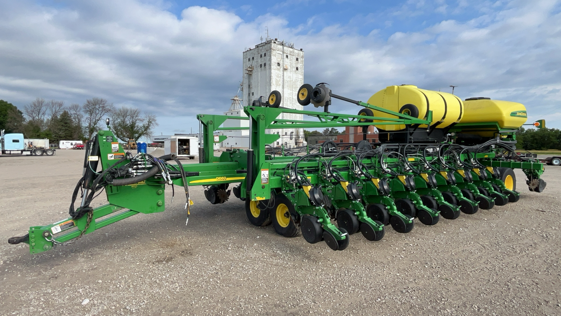 2013 John Deere DB60